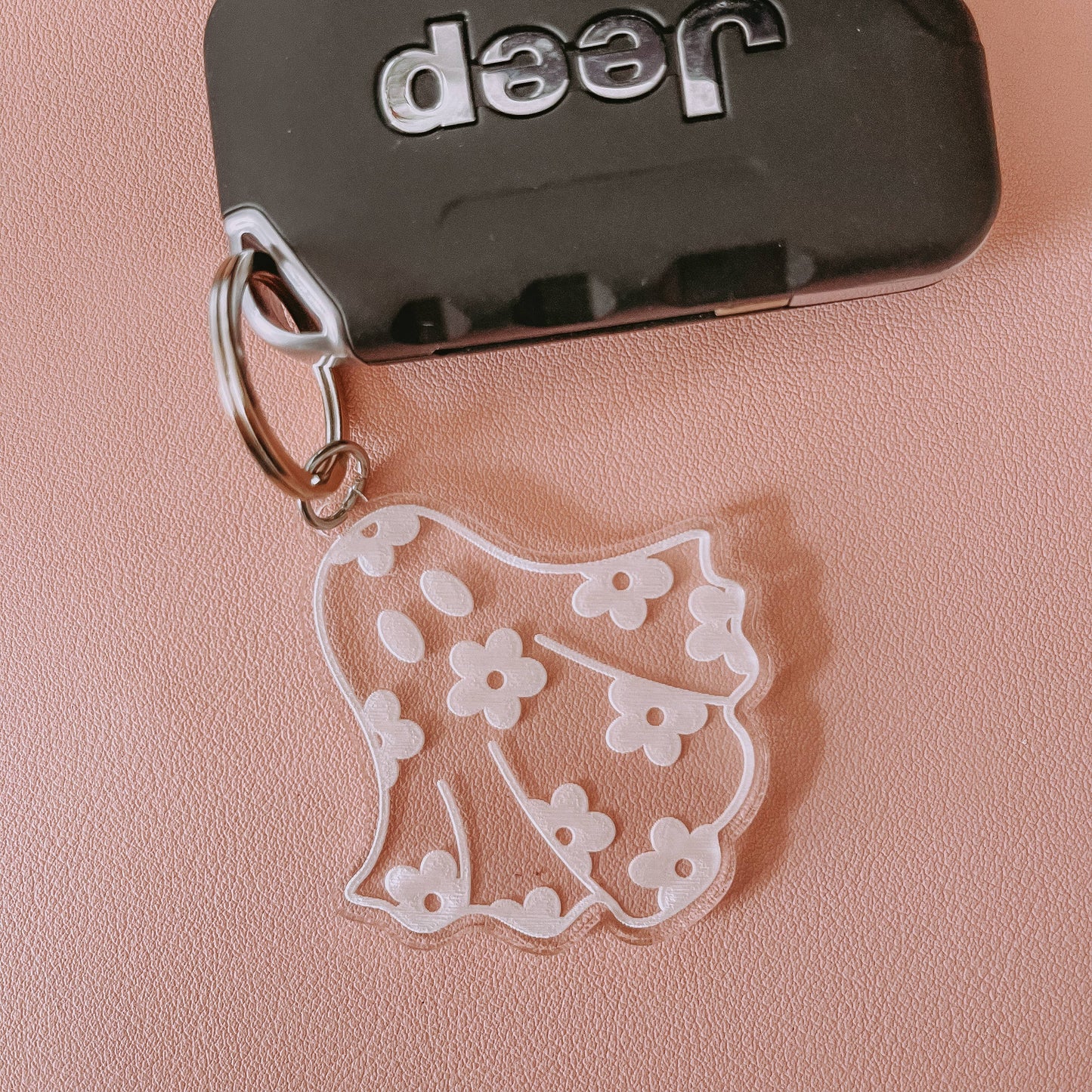 Daisy Ghost Keychain, Cute Keychain, Retro Keychain